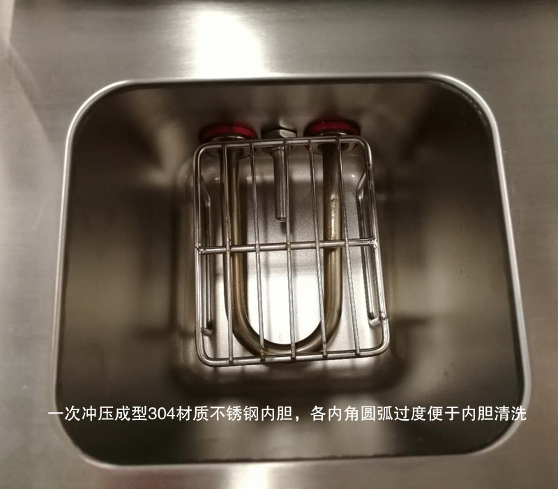 電熱恒溫水槽內(nèi)膽